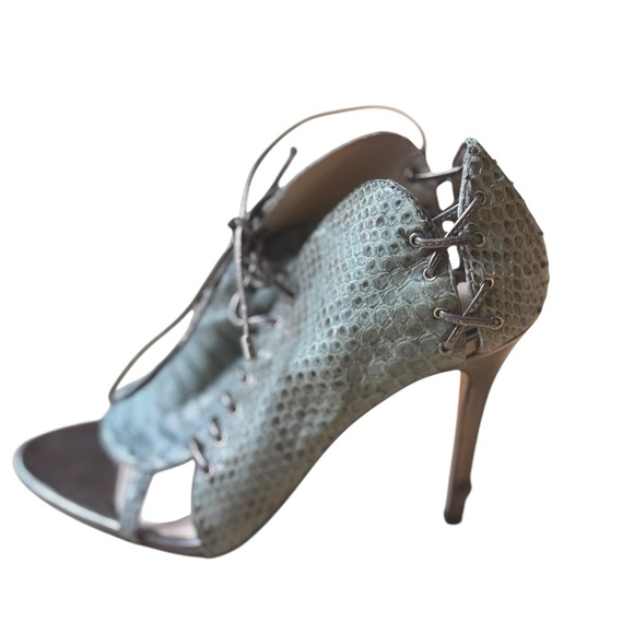 Camilla Skovgaard Python Lace-Up Heels Green EU 36 US 6 in GUC with heel defect - Picture 3 of 11
